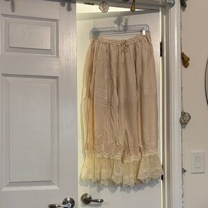 Elegant Cream Lace Trim bloomers